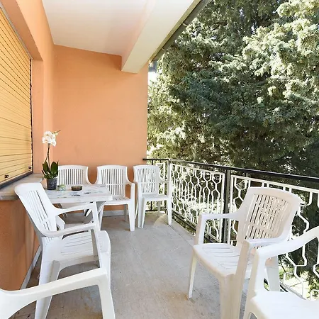 Apartments Josip 74 Pula Exterior photo
