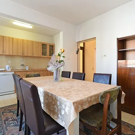 Apartments Josip 74 Pula Exterior photo