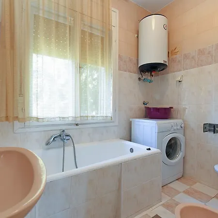 Apartments Josip 74 Pula Exterior photo