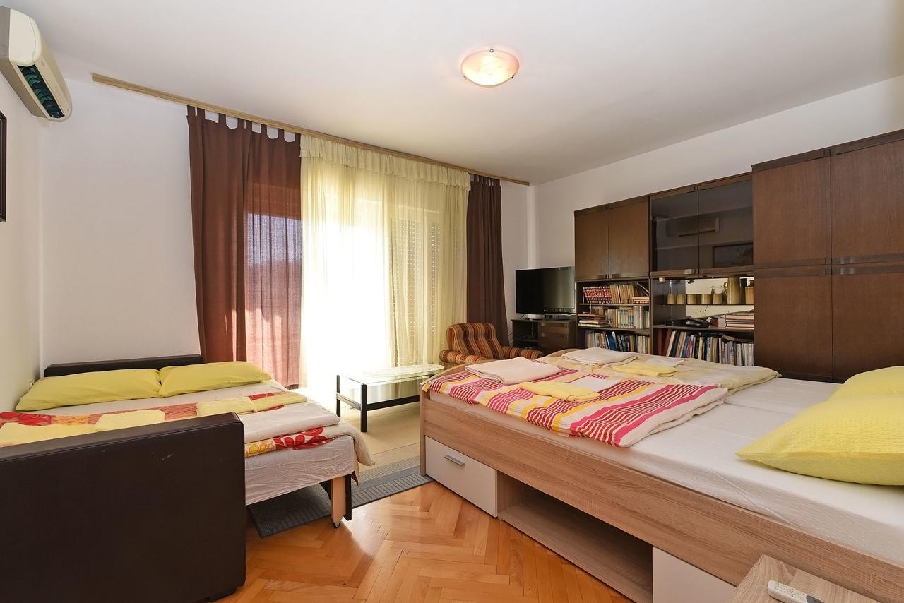 Apartament Josip 74 *